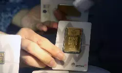 Kamis ini harga emas Antam turun Rp14.000 jadi Rp2,576 juta/gram