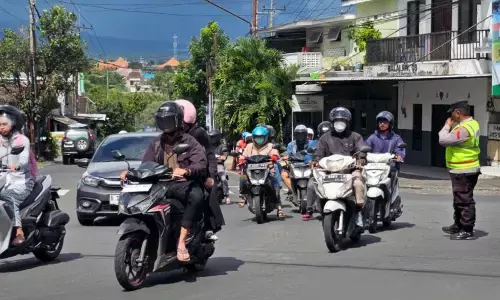 Polres Batu catat arus kendaraan naik 150 persen saat libur Natal