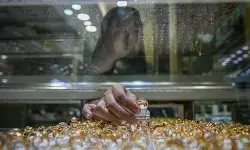 Jumat ini harga dua jenama emas di Pegadaian merosot