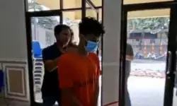 Polisi: Motif tersangka teror bom di Depok karena kekecewaan