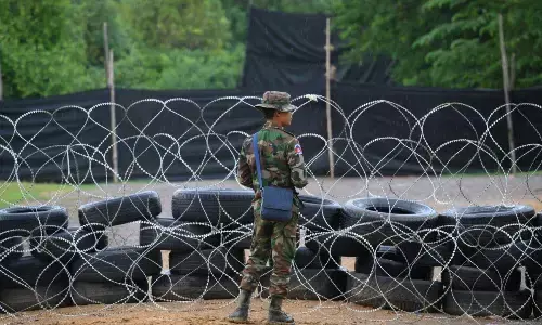 Militer Thailand sesalkan roket Kamboja sasar daerah sipil