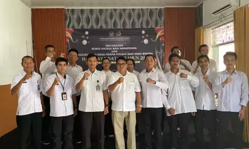 Natal 2025: Enam warga binaan Lapas Tegal terima remisi khusus