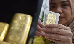 Harga emas Antam hari ini naik Rp16.000 jadi Rp2,605 juta/gram