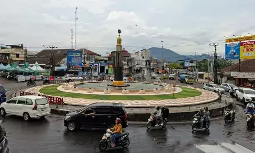Polisi tambah papan peringatan di jalur utama Cianjur