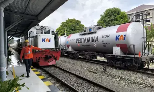 KAI perkuat distribusi BBM demi pemulihan Tapanuli pascabencana