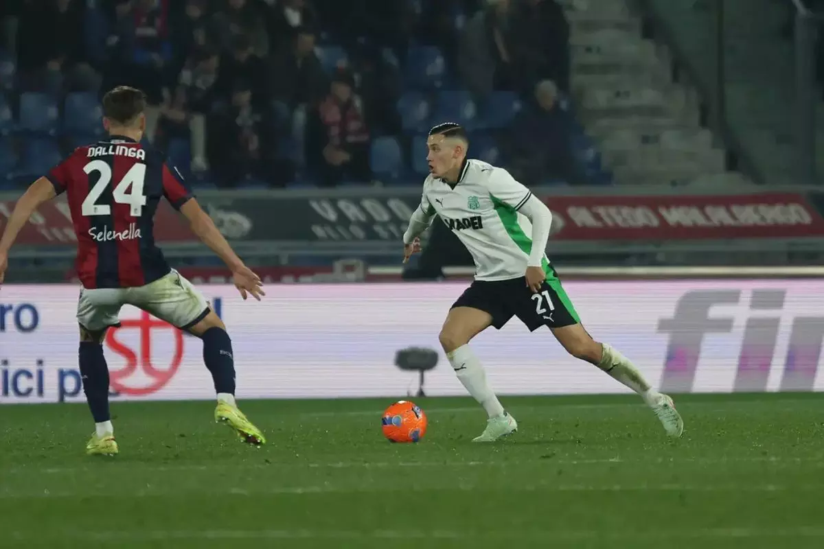 Jay Idzes tampil solid saat Bologna ditahan Sassuolo 1-1 Jay Idzes tampil solid saat Bologna ditahan Sassuolo 1-1