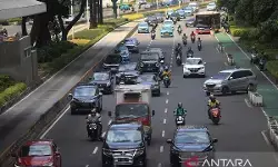 Natal usai: Aturan ganjil genap kembali berlaku 29 Desember 2025 Natal usai: Aturan ganjil genap kembali berlaku 29 Desember 2025