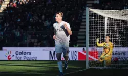 Hojlund borong gol saat Napoli kalahkan Cremonese 2-0