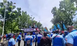 Pramono tanggapi demo buruh terkait UMP 2026