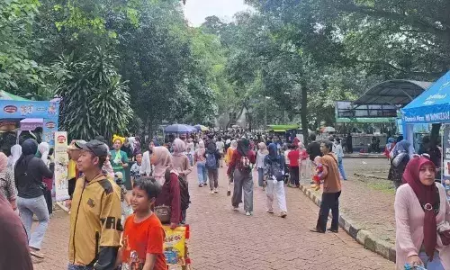 Buang sampah sembarangan di Ragunan didenda Rp500 ribu