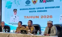 Dinkop UMTK Kota Kediri sosialisasikan upah minimum 2026