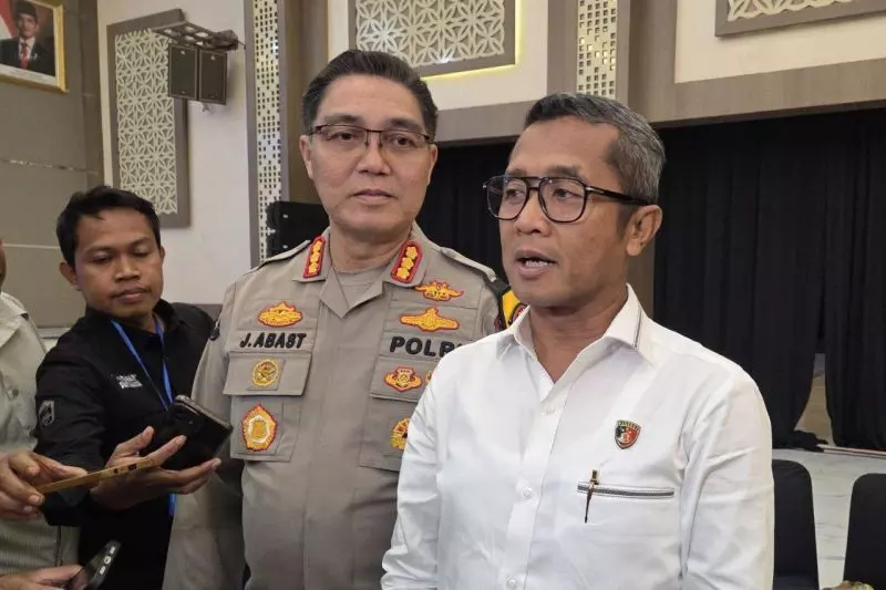 Polisi tangkap tersangka ketiga perusakan rumah lansia di Surabaya Polisi tangkap tersangka ketiga perusakan rumah lansia di Surabaya