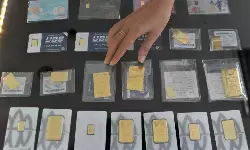 Emas UBS dan Galeri24 di Pegadaian kompak anjlok di penghujung tahun Emas UBS dan Galeri24 di Pegadaian kompak anjlok di penghujung tahun