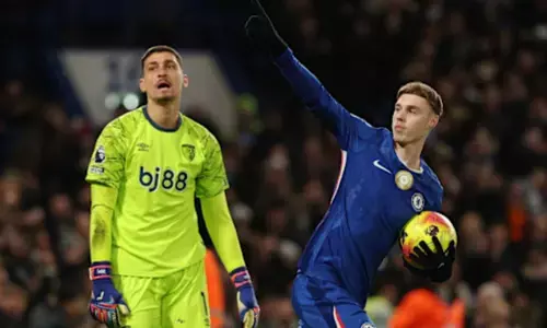 Chelsea gagal ke empat besar usai imbang 2-2 lawan Bournemouth