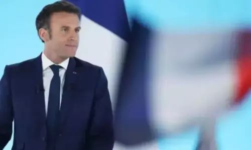 Macron berkomitmen tetap menjabat presiden hingga akhir Macron berkomitmen tetap menjabat presiden hingga akhir