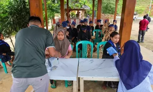 Kemenkes gelar CKG bagi warga Baduy Kemenkes gelar CKG bagi warga Baduy