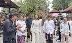 Menpar pantau aktivitas wisata belanja hingga sejarah di Bali Menpar pantau aktivitas wisata belanja hingga sejarah di Bali
