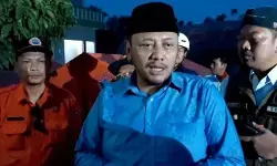 Wali Kota Tegal tinjau lokasi banjir di Kaligangsa dan Krandon, 137 KK mengungsi Wali Kota Tegal tinjau lokasi banjir di Kaligangsa dan Krandon, 137 KK mengungsi
