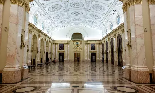 Kenaikan tiket Museum Nasional Jakarta 2026: fakta & tips kunjungan