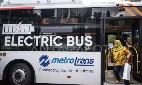 Transjakarta diminta beri efek jera pelaku pelecehan seksual Transjakarta diminta beri efek jera pelaku pelecehan seksual