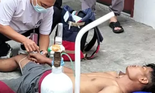 Polisi temukan botol dan bungkus makanan di kontrakan korban tewas Polisi temukan botol dan bungkus makanan di kontrakan korban tewas