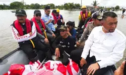 Mensos Gus Ipul salurkan bantuan korban banjir di Banjar Kalsel