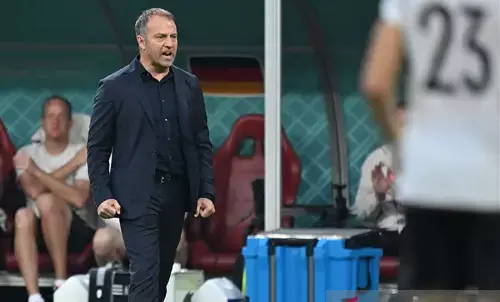 Hansi Flick puas timnya menangkan derbi Barcelona