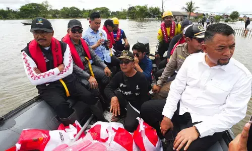 Mensos Gus Ipul salurkan bantuan korban banjir di Banjar Kalsel
