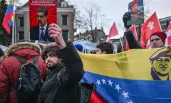 Ratusan warga Madrid turun ke jalan tolak operasi AS di Venezuela