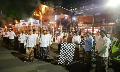 Ribuan warga Kudus semarakkan laku Banyu Penguripan