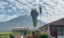SPTN Wilayah I hentikan pendakian Gunung Kerinci