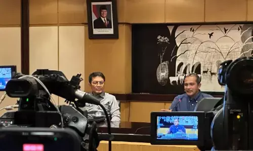 Wamenkum jelaskan aturan pelapor kasus penghinaan