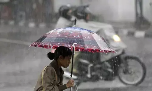 BMKG: Cuaca hujan ringan mendominasi Indonesia hari ini