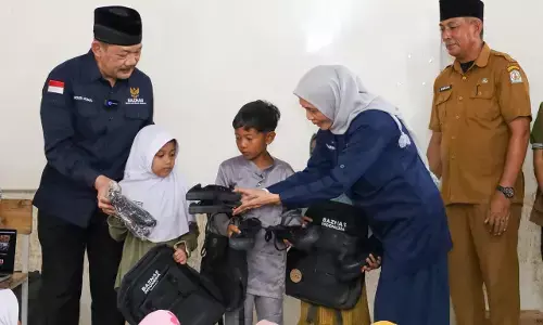 Kembali ke sekolah, BAZNAS berikan perlengkapan belajar untuk penyintas banjir Sumatera Kembali ke sekolah, BAZNAS berikan perlengkapan belajar untuk penyintas banjir Sumatera
