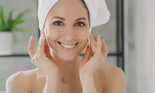 15 Tips merawat kulit tetap sehat saat musim hujan