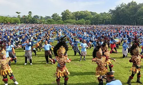 4.444 ASN Kemenag Boyolali pecahkan Rekor MURI menari Gemati
