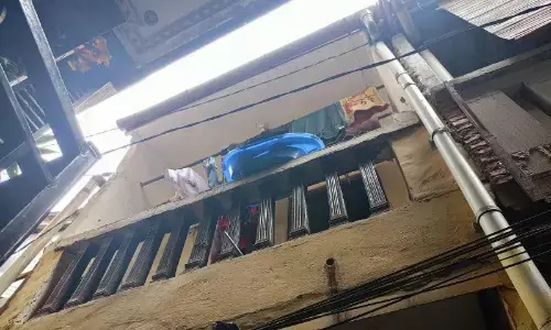 Balita terjatuh dari lantai dua di Rawa Bunga saat ibu jemput kakak Balita terjatuh dari lantai dua di Rawa Bunga saat ibu jemput kakak