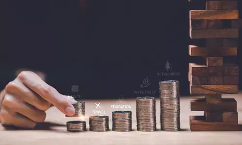 Bijak terima gaji pertama: Ini strategi yang harus kamu tahu