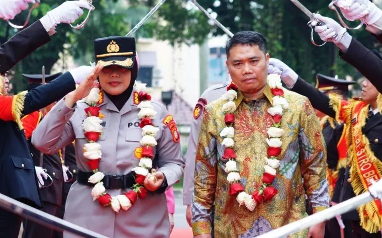 Istri Dirdik KPK resmi menjabat Kapolres Metro Bekasi Istri Dirdik KPK resmi menjabat Kapolres Metro Bekasi