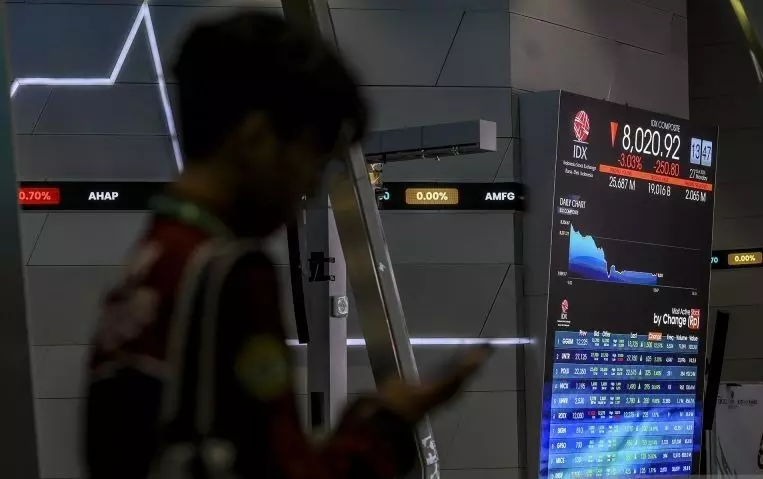 IHSG Kamis dibuka menguat 1,89 poin IHSG Kamis dibuka menguat 1,89 poin