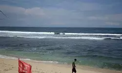 BMKG: Waspada hujan berpetir dan gelombang laut tinggi pada Kamis