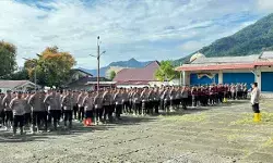 56 personel Samapta Polda Sulut bantu pencarian korban banjir di Sitaro