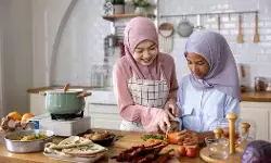 Tips menyusun menu keluarga agar tidak bosan selama Ramadan