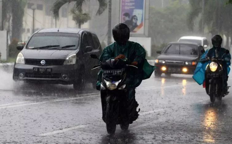 Mayoritas kota-kota besar berpotensi diguyur hujan ringan-sedang Mayoritas kota-kota besar berpotensi diguyur hujan ringan-sedang