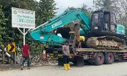 Polres Pidie Jaya kerahkan alat berat percepat pemulihan pascabencana