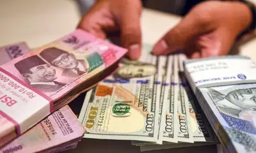 Rupiah melemah seiring data-data pekerjaan AS lebih baik dari dugaan