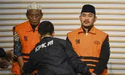 KPK dalami dugaan suap Bupati Ade Kuswara, periksa tiga jaksa