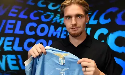 Lazio umumkan rekrutmen Kenneth Taylor dari Ajax