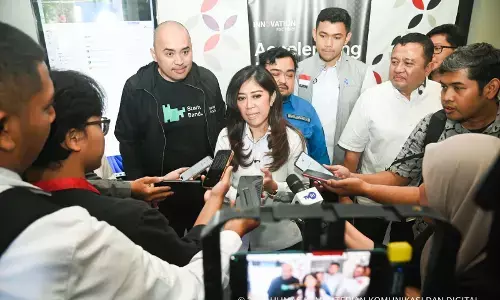 Menkomdigi menyatakan akses aplikasi Grok sementara diputus