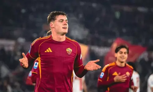 AS Roma amankan posisi ketiga setelah kalahkan Sassuolo AS Roma amankan posisi ketiga setelah kalahkan Sassuolo